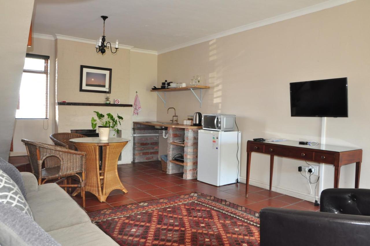 Saxon Lodge Gansbaai Extérieur photo