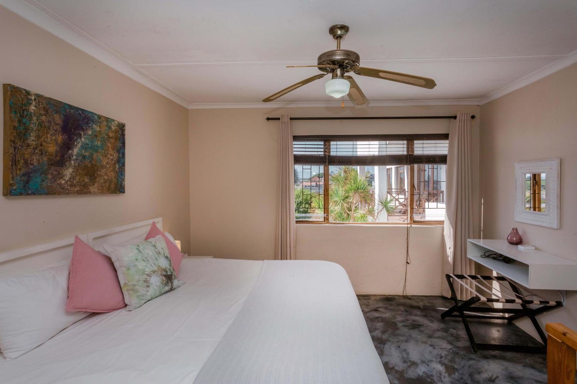 Saxon Lodge Gansbaai Extérieur photo