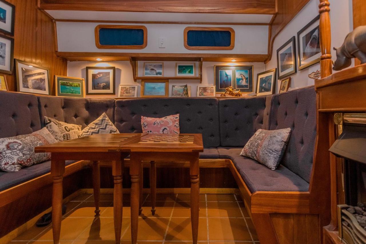 Saxon Lodge Gansbaai Extérieur photo