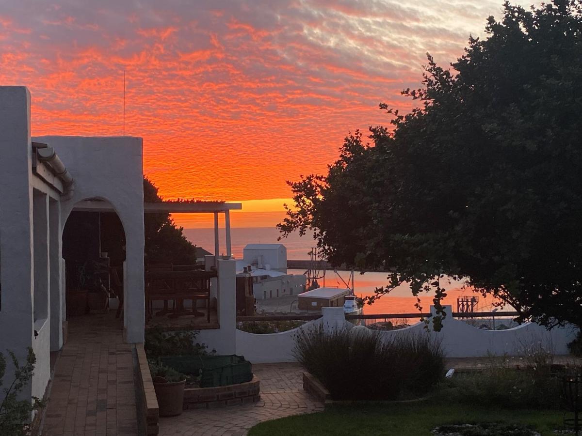 Saxon Lodge Gansbaai Extérieur photo
