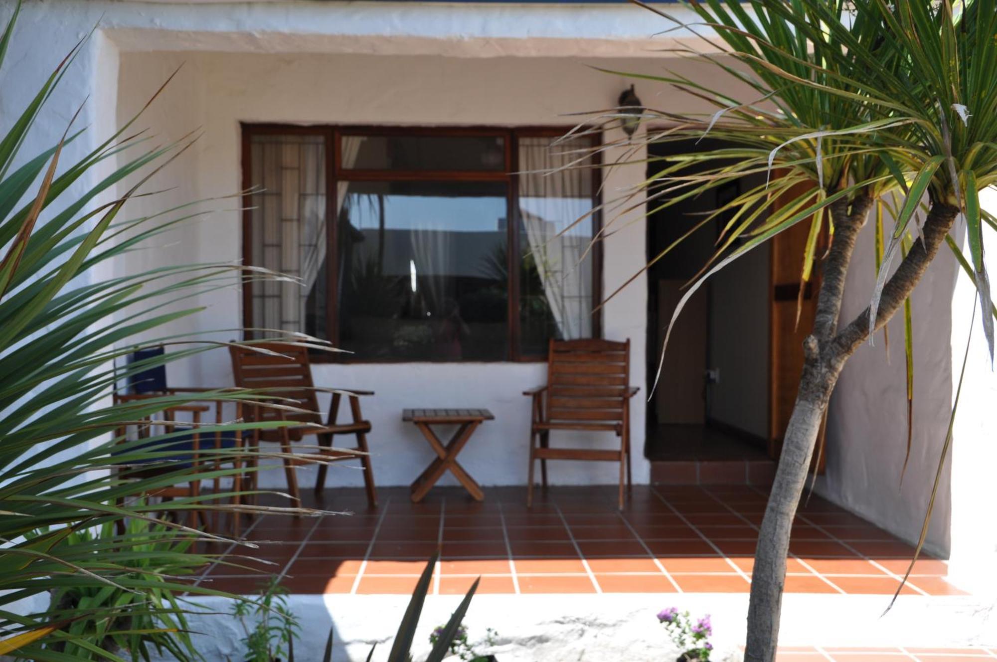 Saxon Lodge Gansbaai Extérieur photo