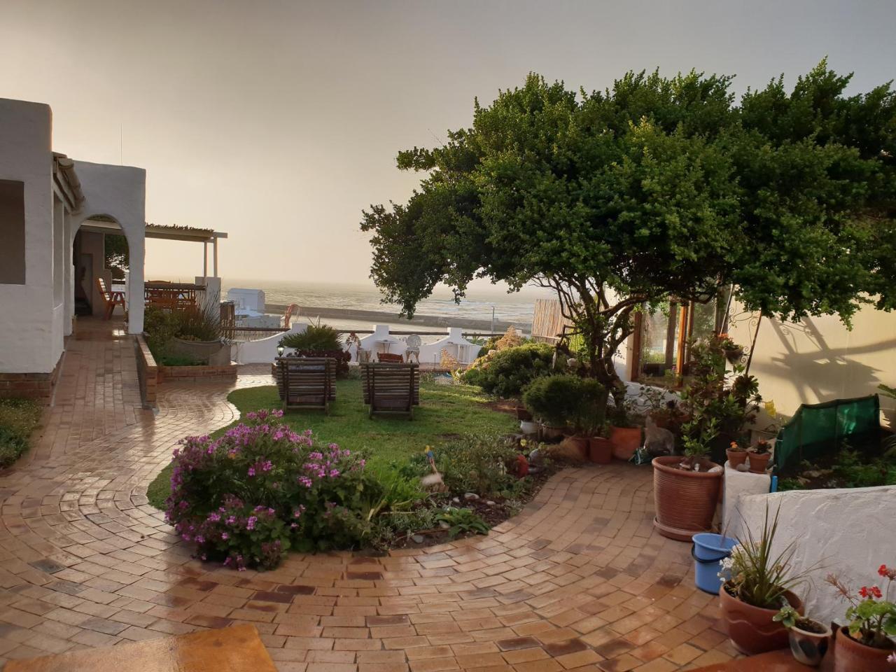 Saxon Lodge Gansbaai Extérieur photo