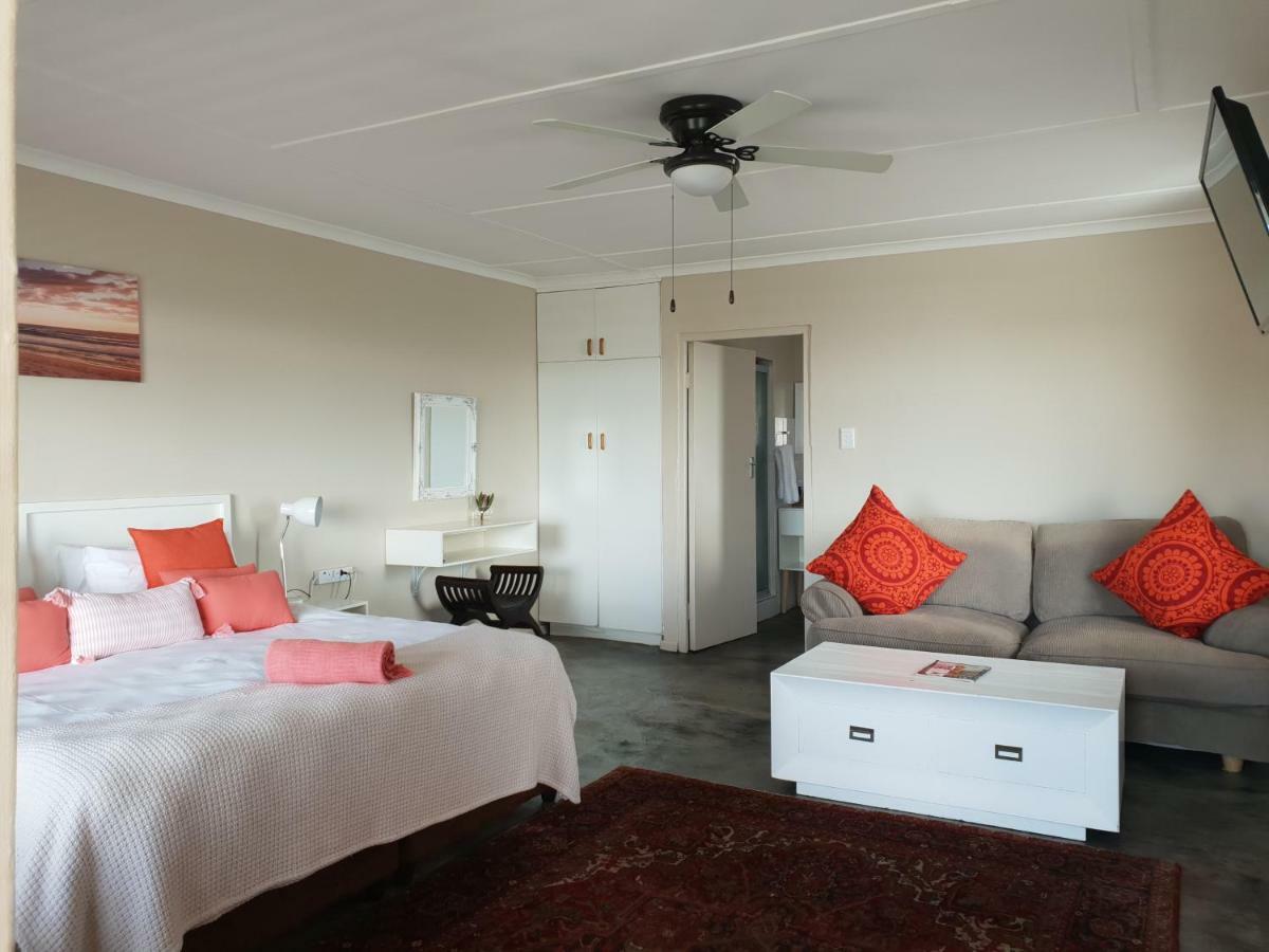 Saxon Lodge Gansbaai Extérieur photo