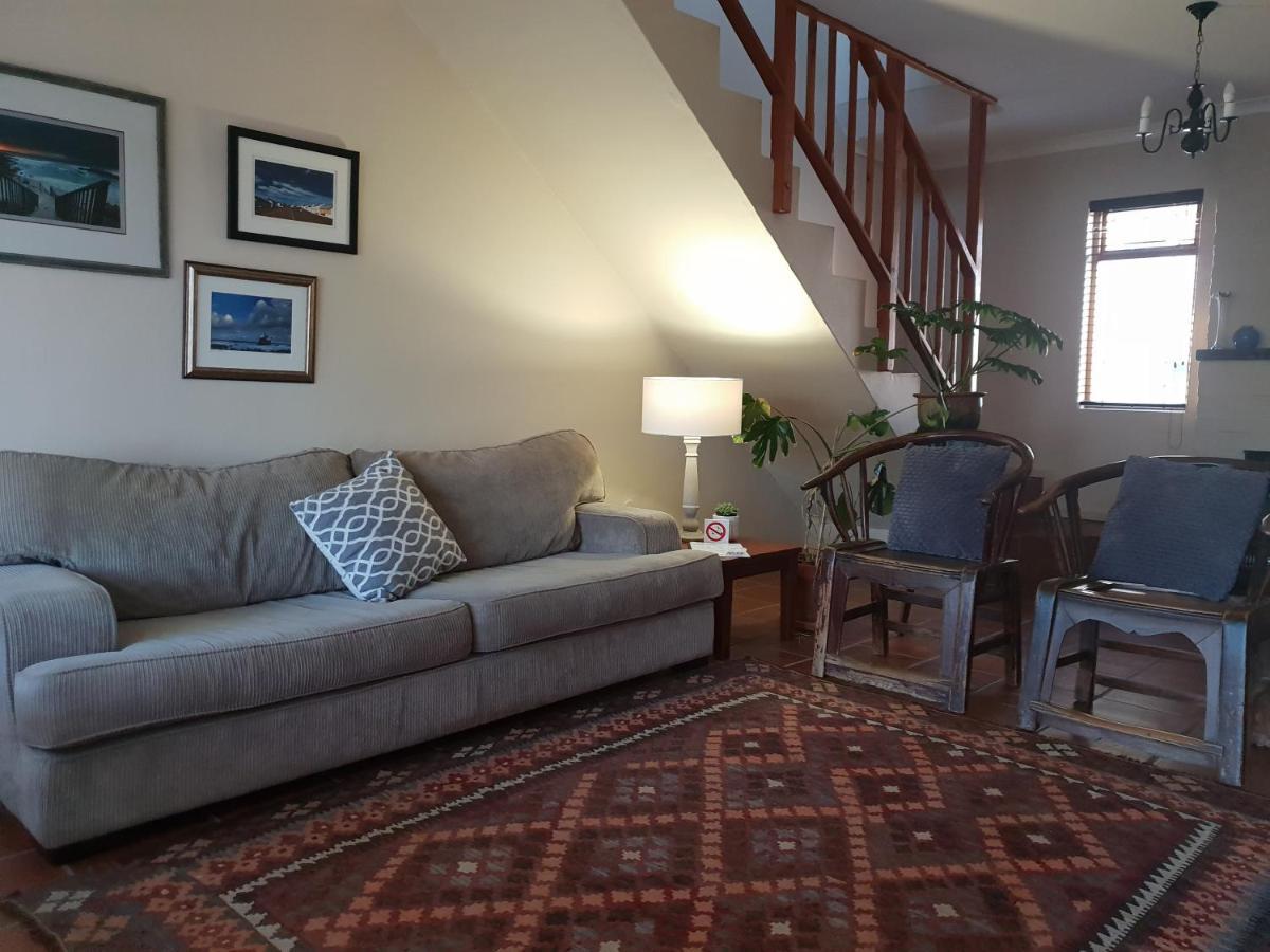 Saxon Lodge Gansbaai Extérieur photo